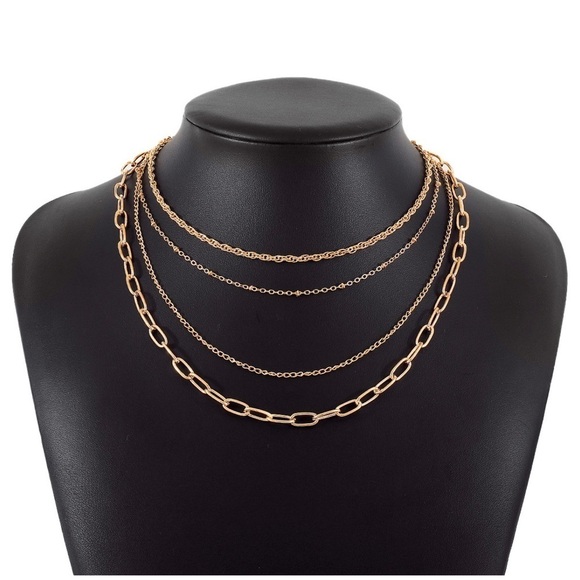 Classic gold layered chain necklace - Picture 3 of 5